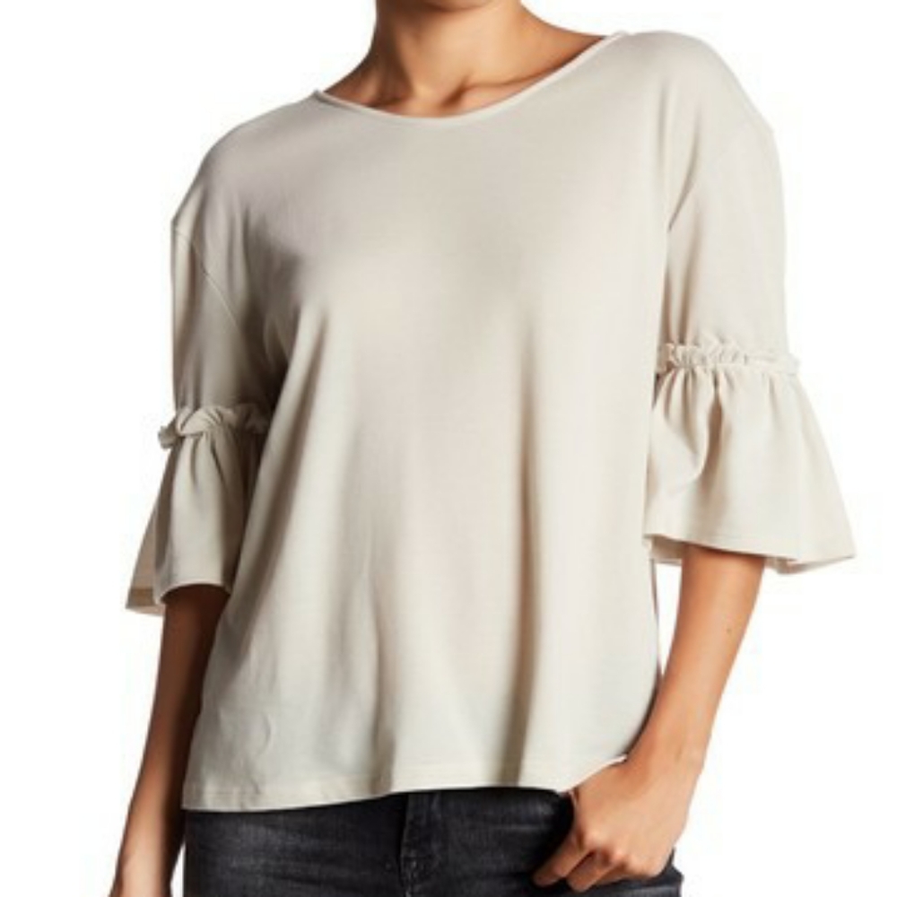 14th & Union Textured Tie Back Ruffle Sleeve Tee M
